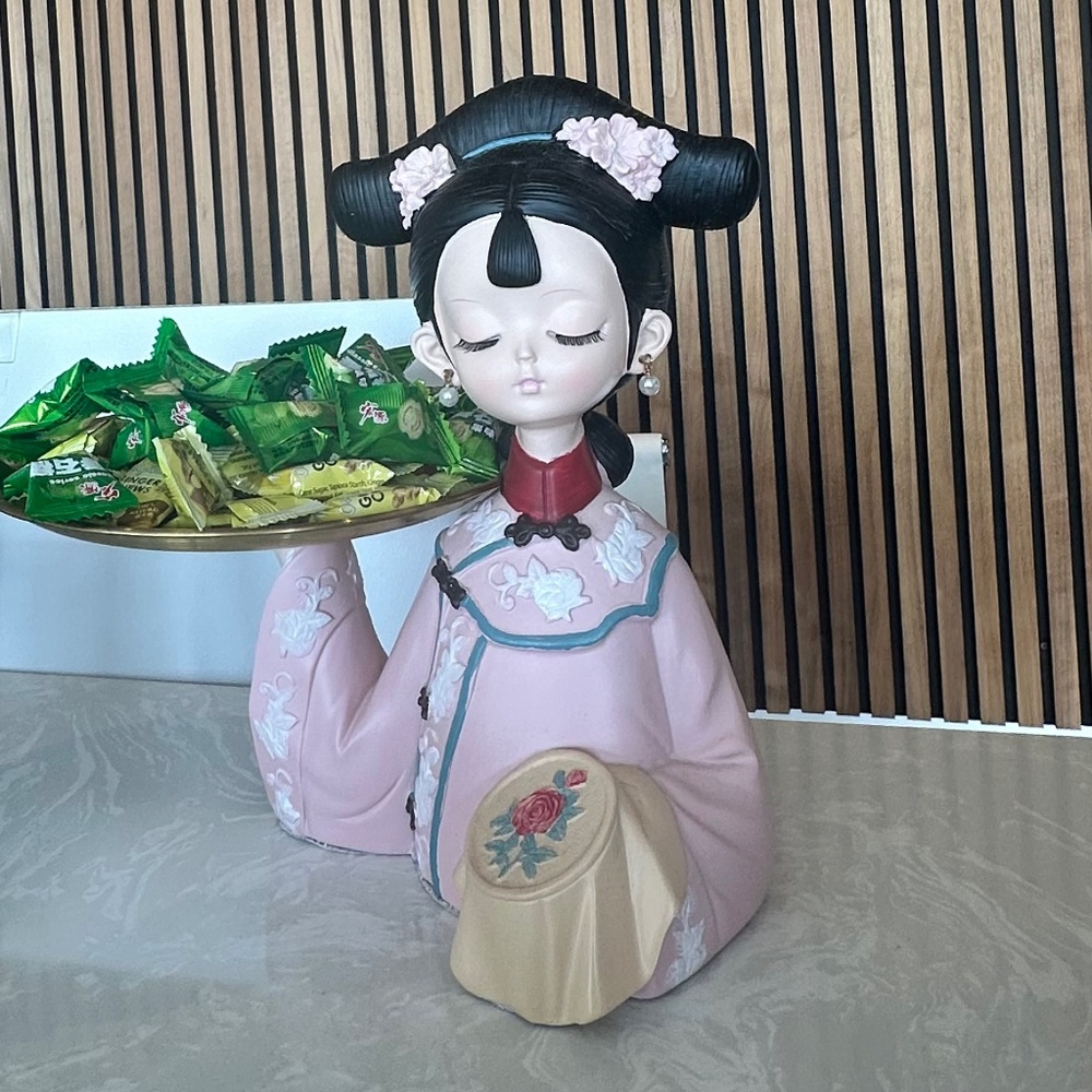 Meet your Posher, Ruthie